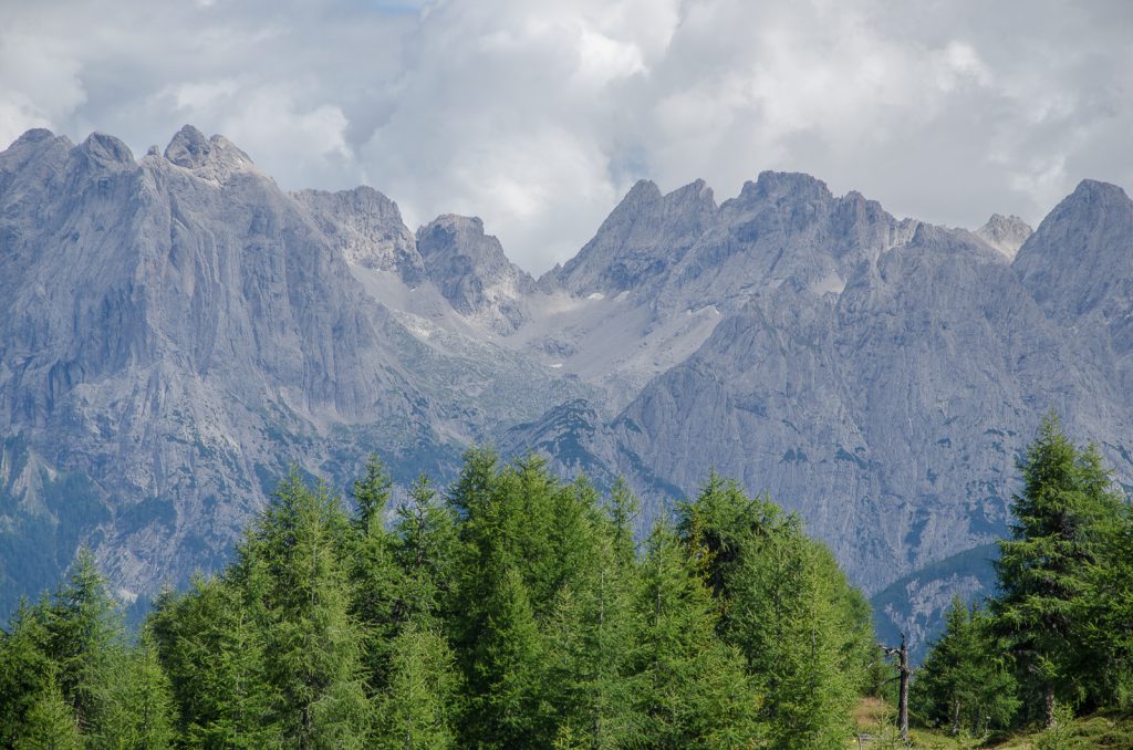 Blik op de Karlsbaderhütte