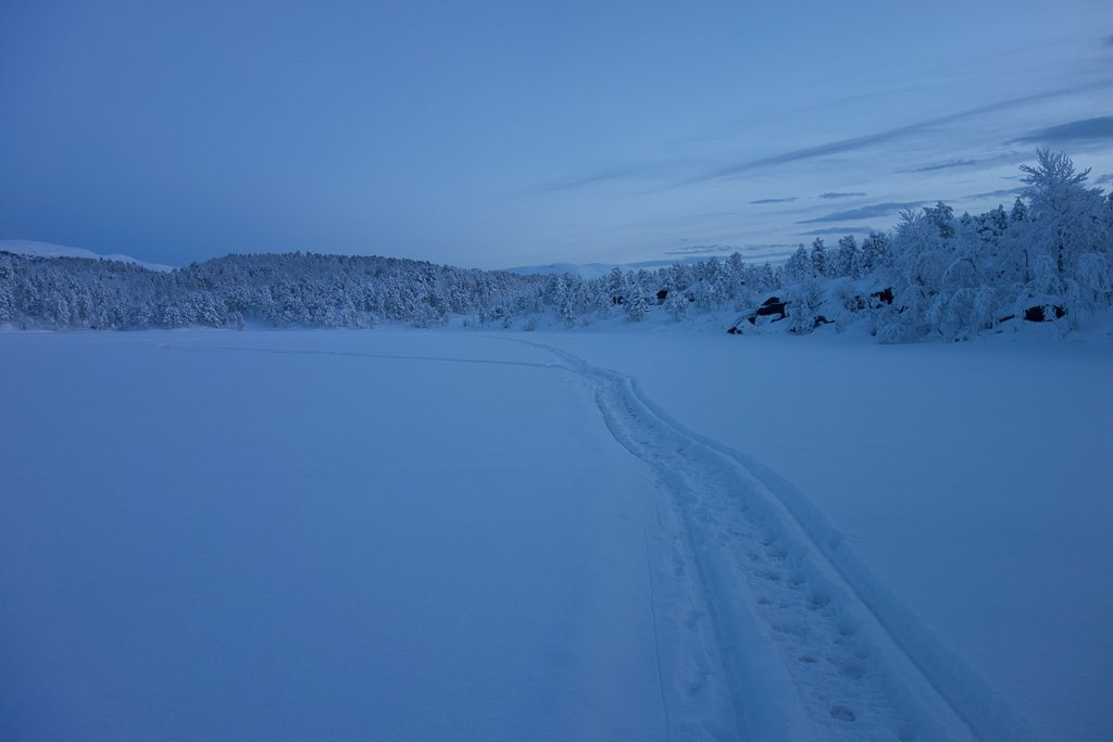 Frozen Nikkavatnet Lake