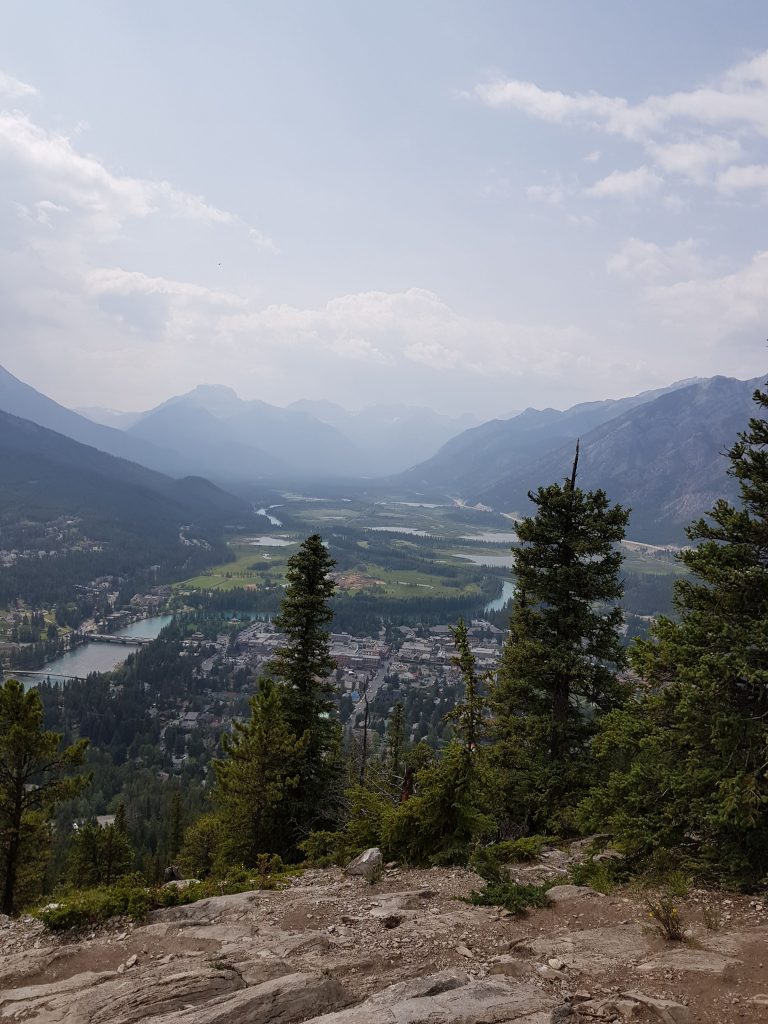 Tunnel mountain trail